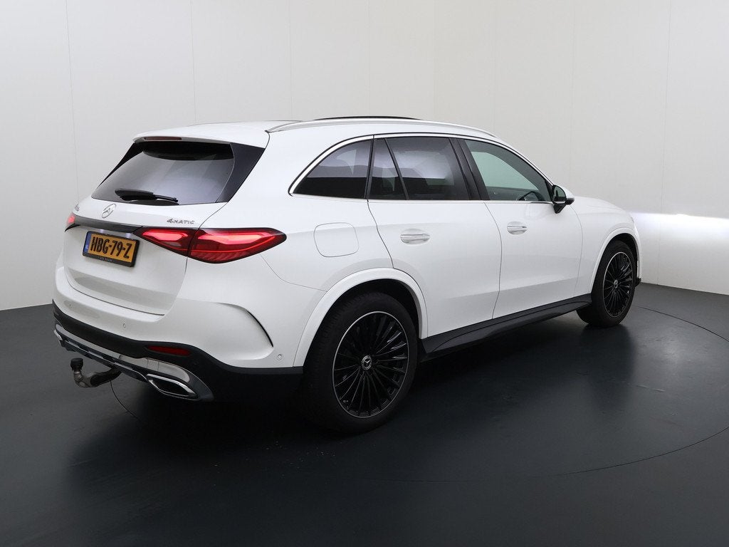 Mercedes-Benz GLC GLC 300 e 4M AMG Line | Achterasbesturing, Auto's, Mercedes-Benz, 12 maanden, Gebruikt, 4 cilinders, Wit