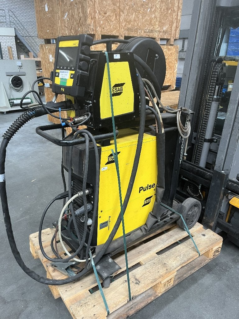 ESAB 4004i Pulse lasapparaat, Doe-het-zelf en Verbouw, Gereedschap | Lasapparaten, Ophalen, Gebruikt, 250 ampère of meer, Overige typen