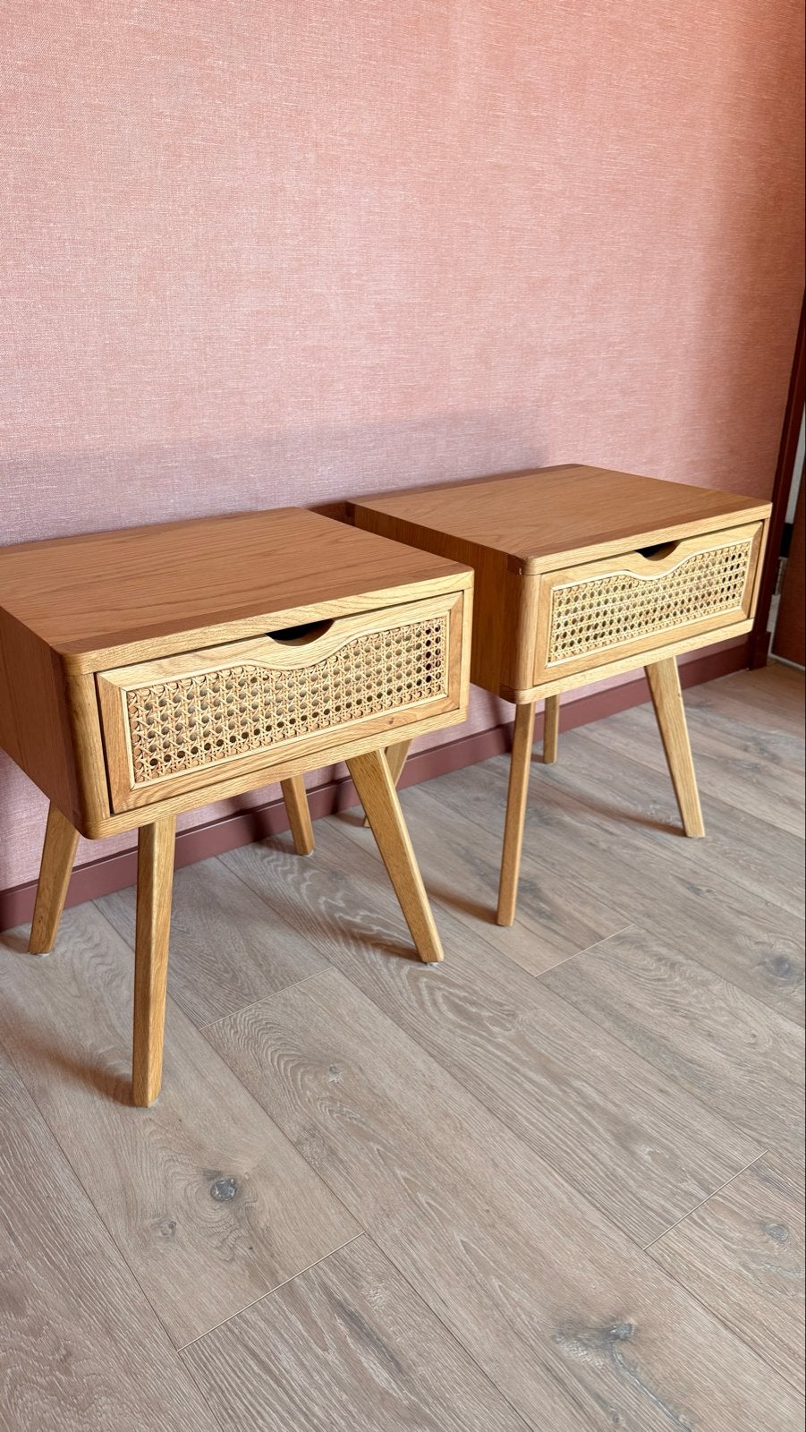 Twee Loods5 Mies nachtkastjes met webbing, naturel hout, Ophalen, Minder dan 45 cm, Zo goed als nieuw, Minder dan 55 cm