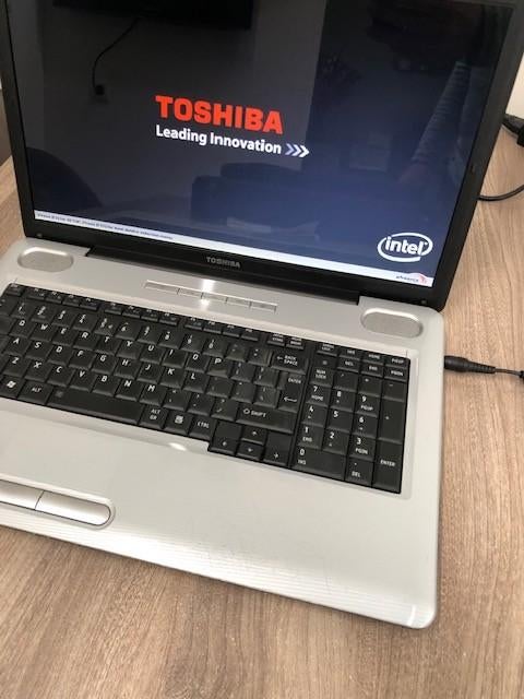 laptop, Computers en Software, Windows Laptops, Toshiba®, Gebruikt, Met videokaart, 2 tot 3 Ghz