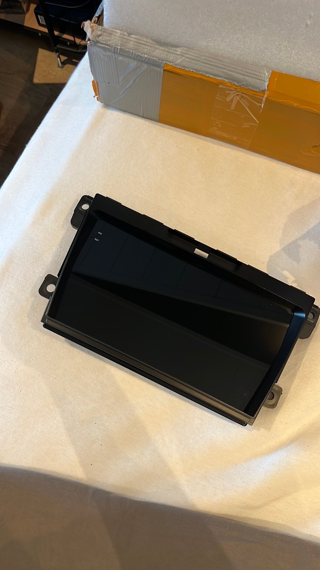 Carplay bmw, Ophalen of Verzenden, Zo goed als nieuw, 10 inch, Bescherming voor- en achterkant