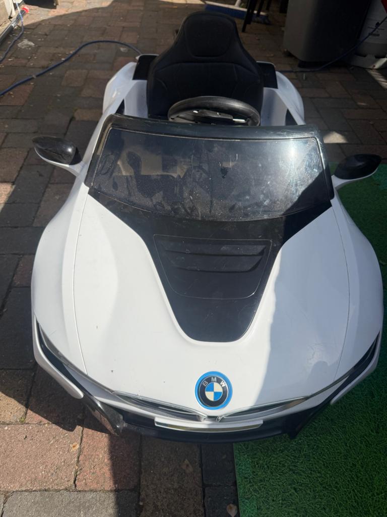 BMW i8 elektrische kinderauto met afstandsbediening, Ophalen, Gebruikt