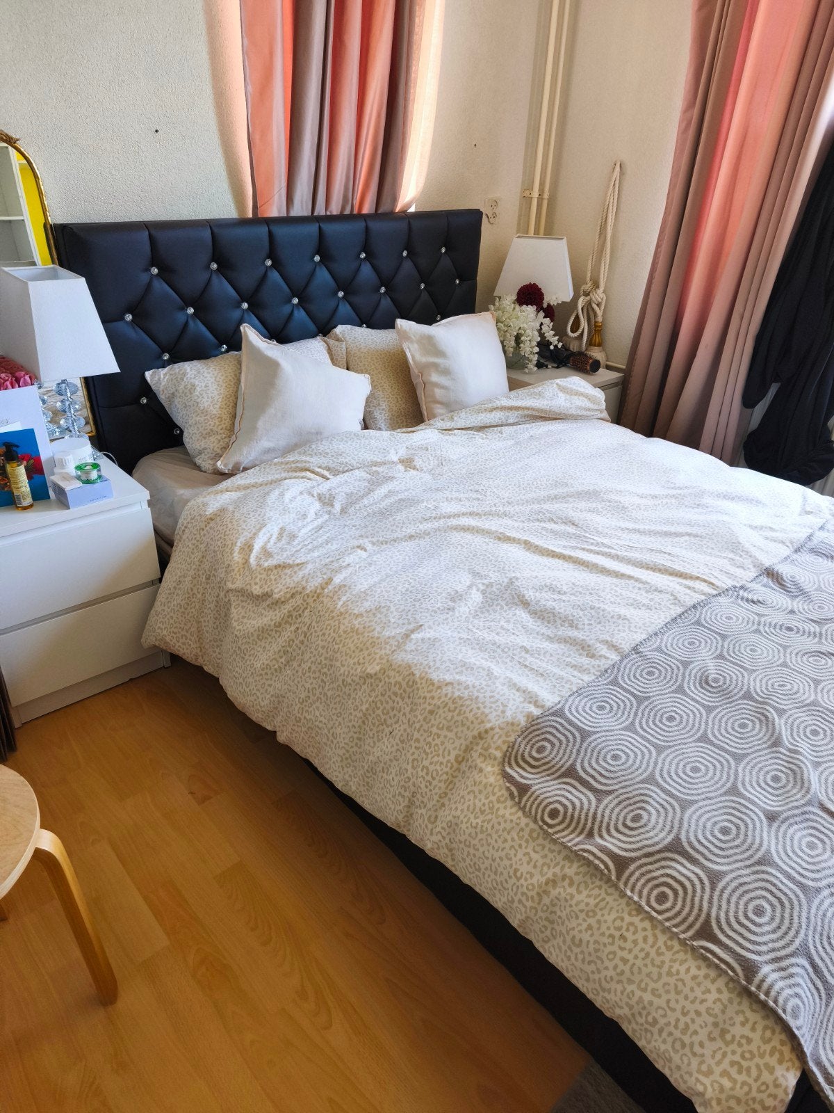 Compleet tweepersoonsbed met hoofdbord + 2 nachtkastj, Huis en Inrichting, Slaapkamer | Boxsprings, Ophalen, Gebruikt, Tweepersoons