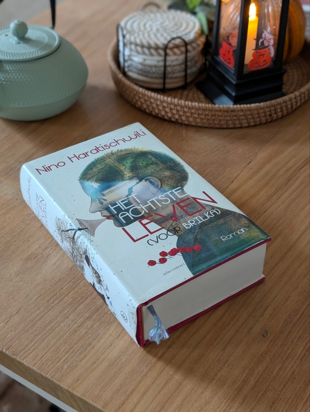 Nino Haratischwili — Het achtste leven (voor Brilka), Ophalen of Verzenden, Zo goed als nieuw