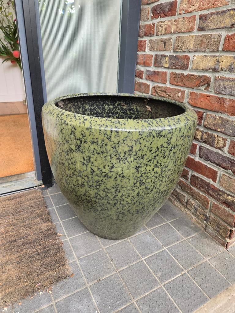 Grote groene bloempot voor binnen of buiten, Tuin en Terras, Bloempotten, Gebruikt, 40 cm of meer, Ophalen of Verzenden, Aardewerk