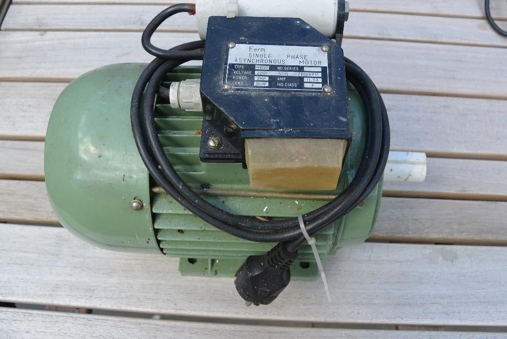 elektromotor 220 Volt, 2 PK, Ophalen, Zo goed als nieuw, Elektromotor, 1800 rpm of meer