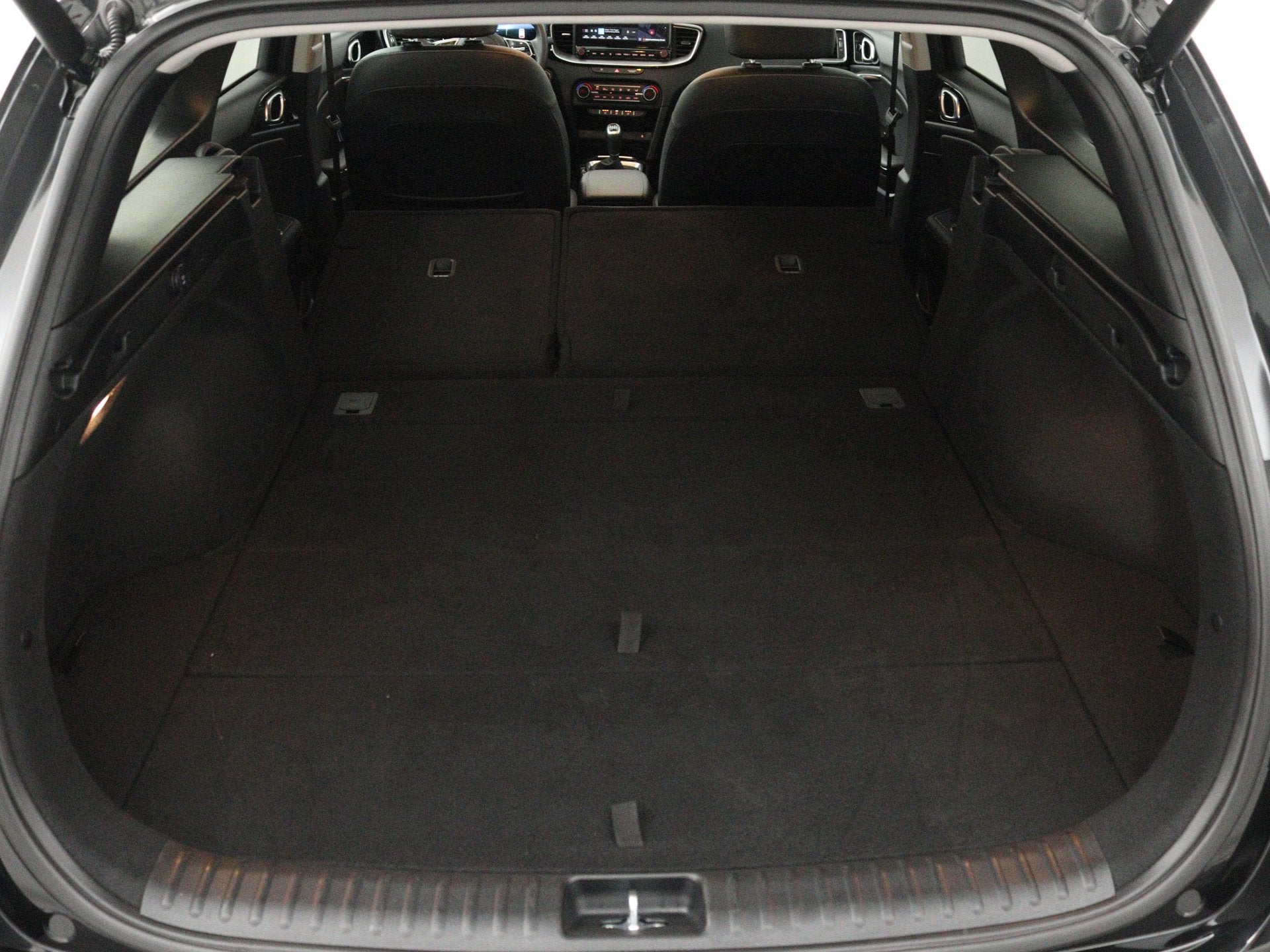 Foto 31 van Kia Ceed Sportswagon 1.0 T-GDi DynamicPlusLine | Stuur-/Stoe