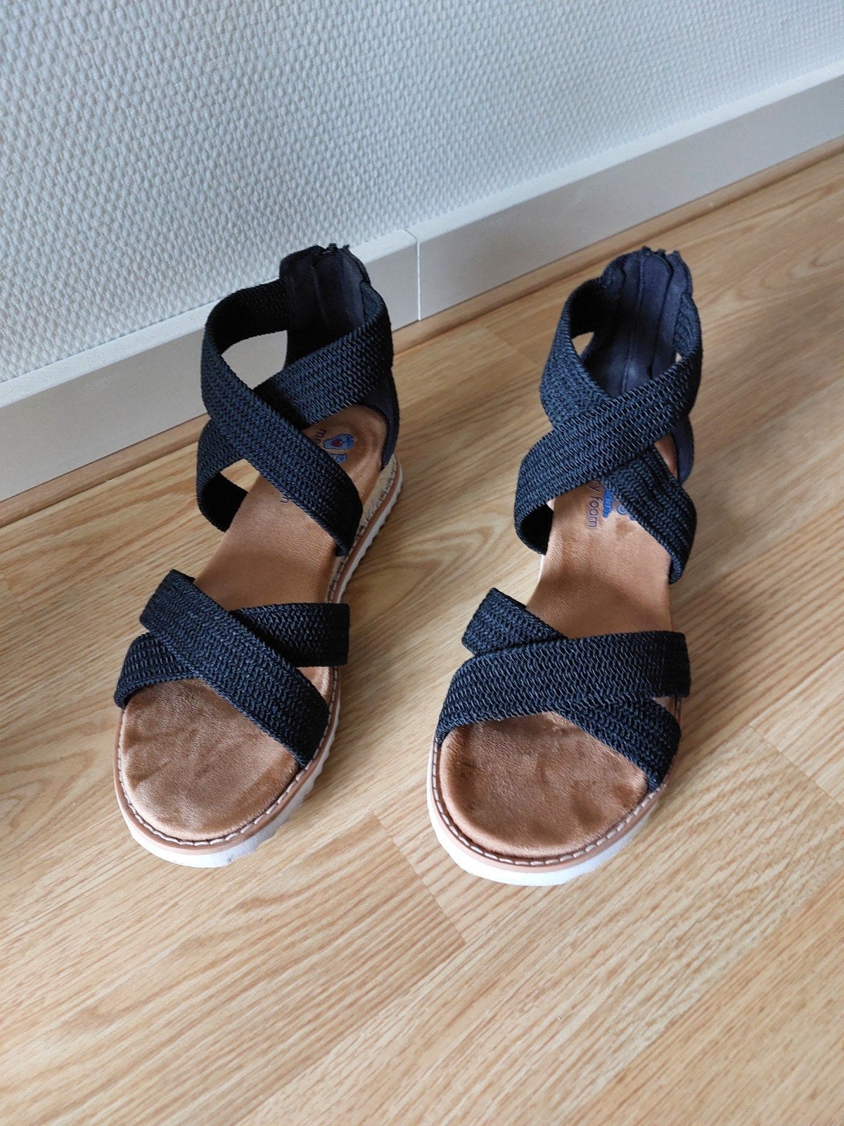 Sketchers sandalen, Kleding | Dames, Schoenen, Zwart, Sketchers, Zo goed als nieuw, Sandalen of Muiltjes