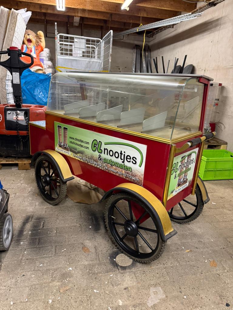 Nostalgische verijdbare verkoopbar/kar te koop of ruil, Ophalen