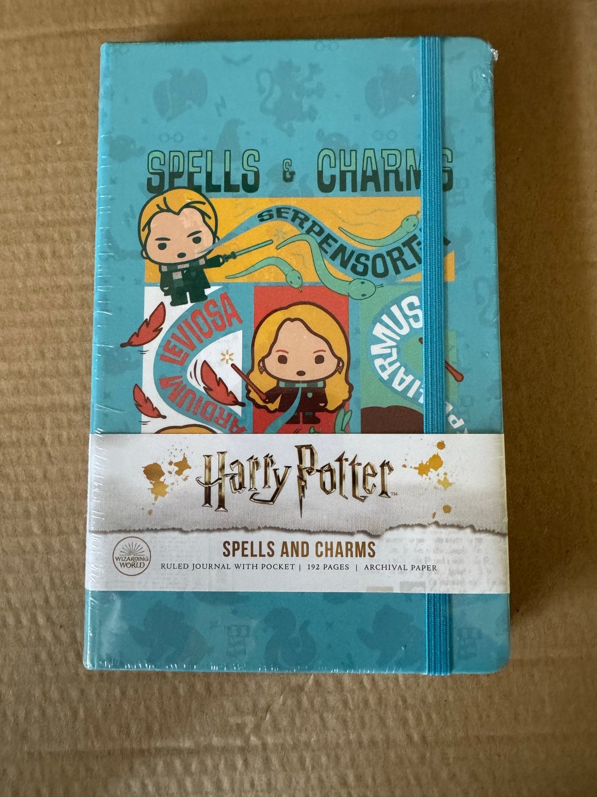 Harry Potter Gryffindor Kaars & Spells & Charms Notitieboek, Ophalen of Verzenden, Nieuw, Gebruiksvoorwerp