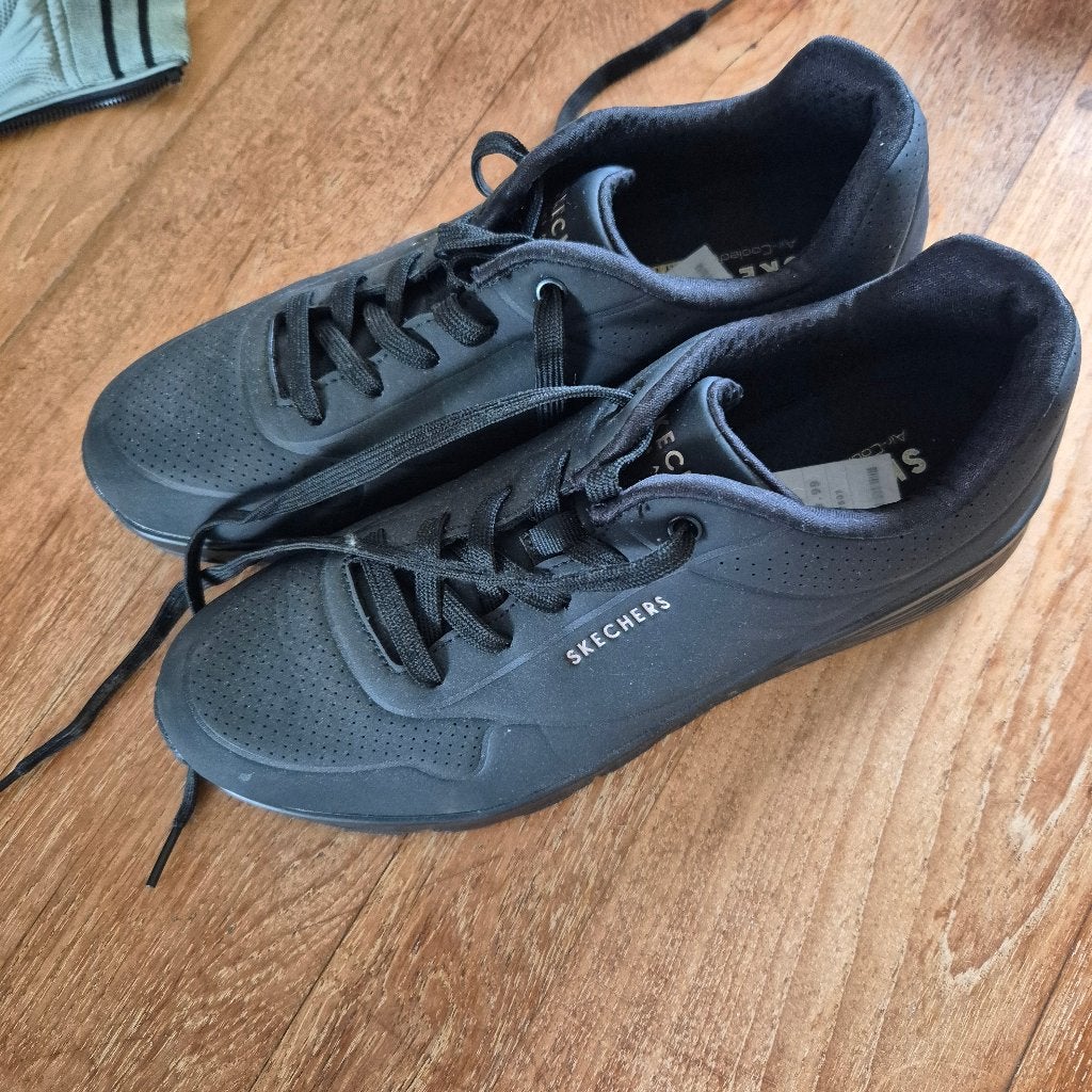 skechers sneakers maat 41 zwart, Skechers, Zwart, Ophalen of Verzenden, Sneakers of Gympen