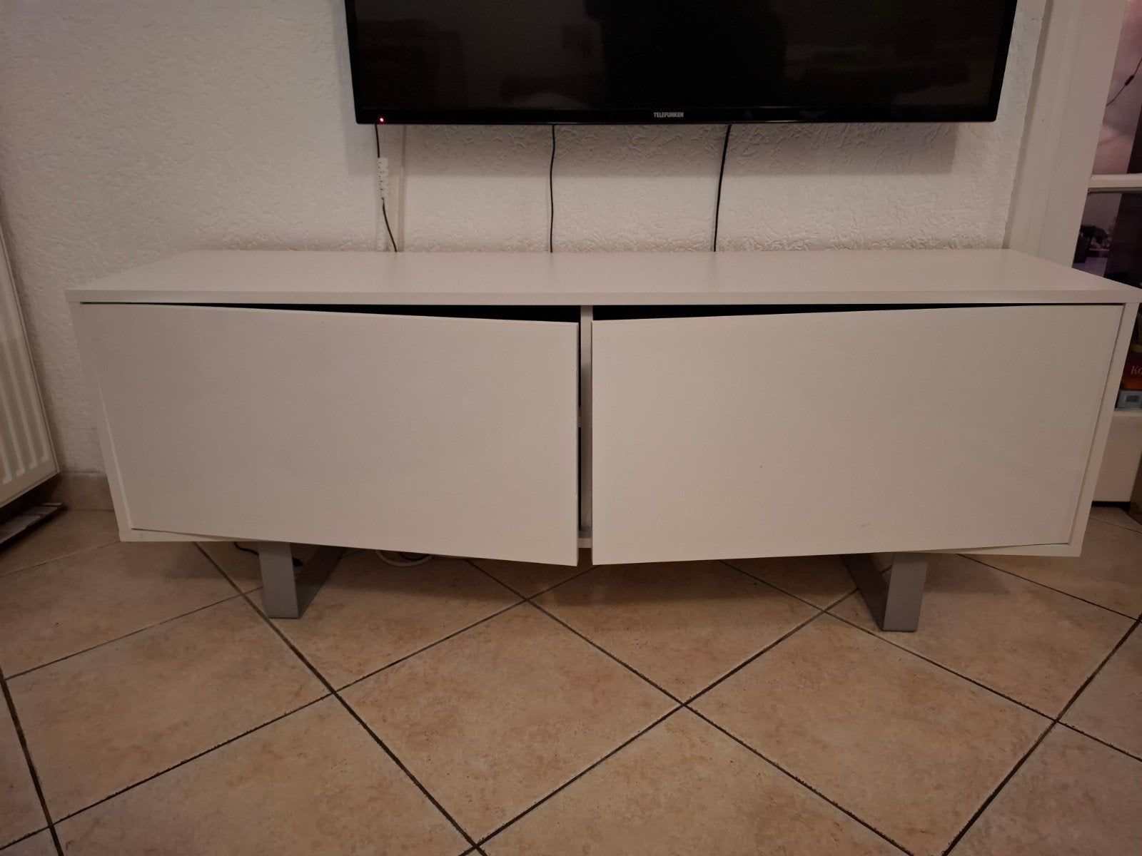 Hoogglans wit tv-meubel / tv-kastje, Ophalen, Overige materialen, Gebruikt, 100 tot 150 cm
