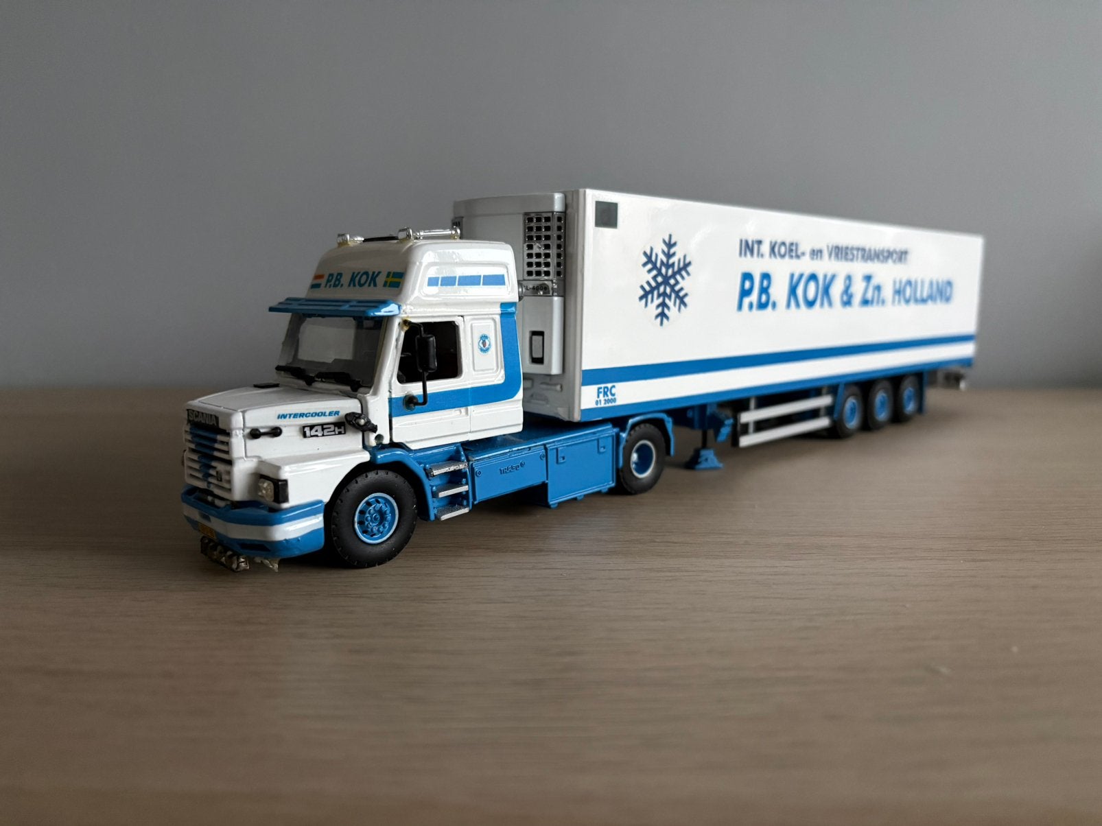 Tekno Scania 143 Neus V8 PB Kok Trekker oplegger, Ophalen, Nieuw, Bus of Vrachtwagen, Tekno