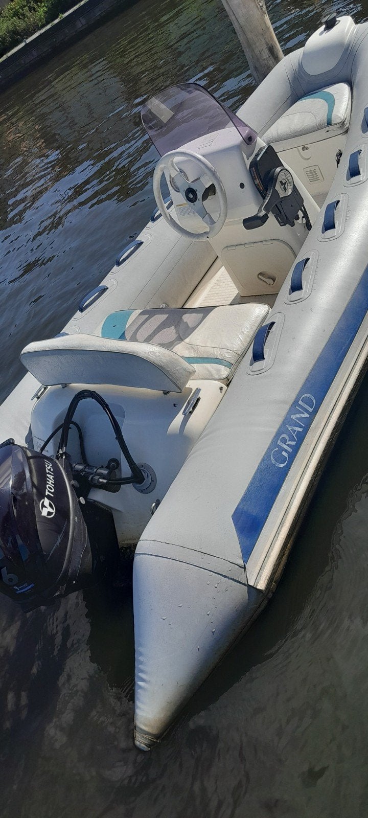 Grand Marina Rib met Tohatsu 9.8pk buitenboordmotor (20, Polyester/glasvezel, Ophalen of Verzenden, Zo goed als nieuw, Buitenboordmotor