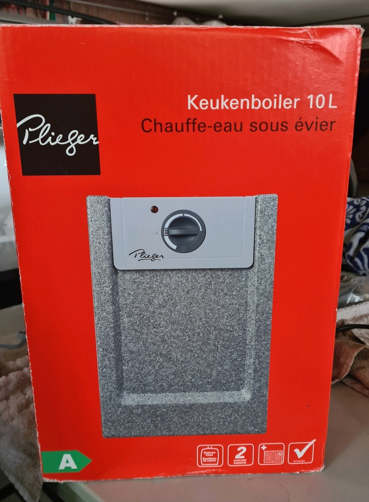 Electrische Plieger keukenboiler 10 liter - zgan, Minder dan 20 liter, Ophalen of Verzenden, Boiler, Minder dan 3 jaar oud