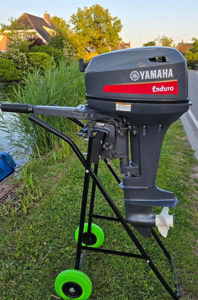 Yamaha 15PK Enduro bj 2022 Kortstaart in nieuwstaat 2 takt, Ophalen, 10 tot 30 pk, Zo goed als nieuw, Buitenboordmotor