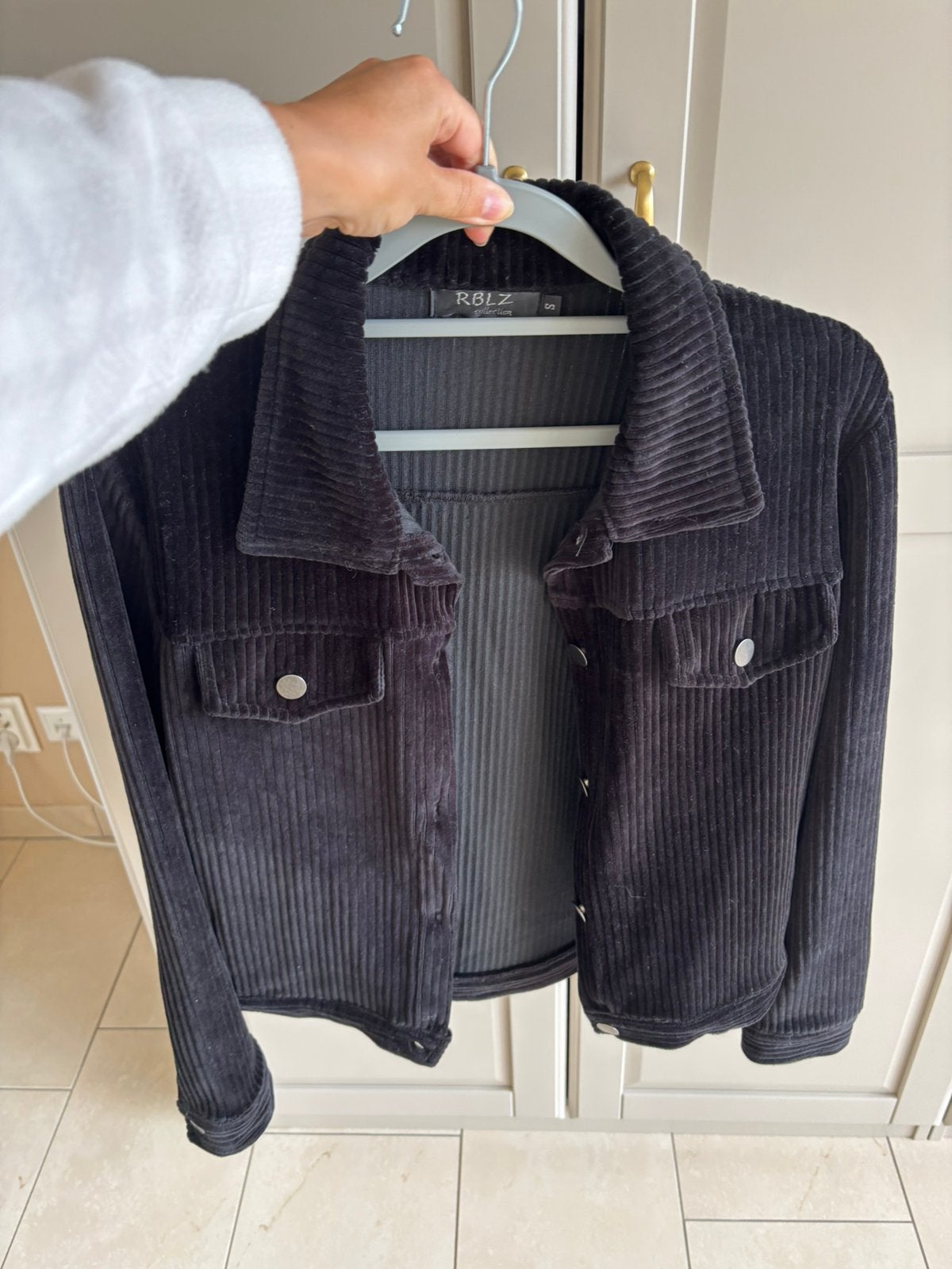 Nieuw zwart rib jasje en truitje merk RBLZ maat S/M, Kleding | Dames, Zwart, Nieuw, Ophalen of Verzenden, Jasje