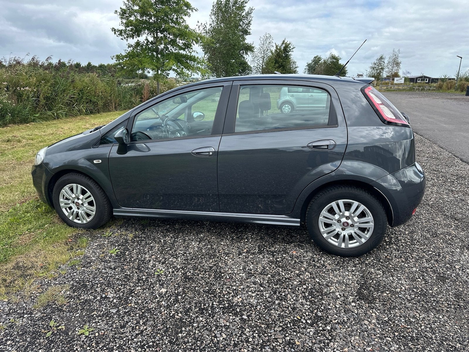 Fiat Punto, Auto's, Fiat, Voorwielaandrijving, Euro 5, Stof, 49 €/maand