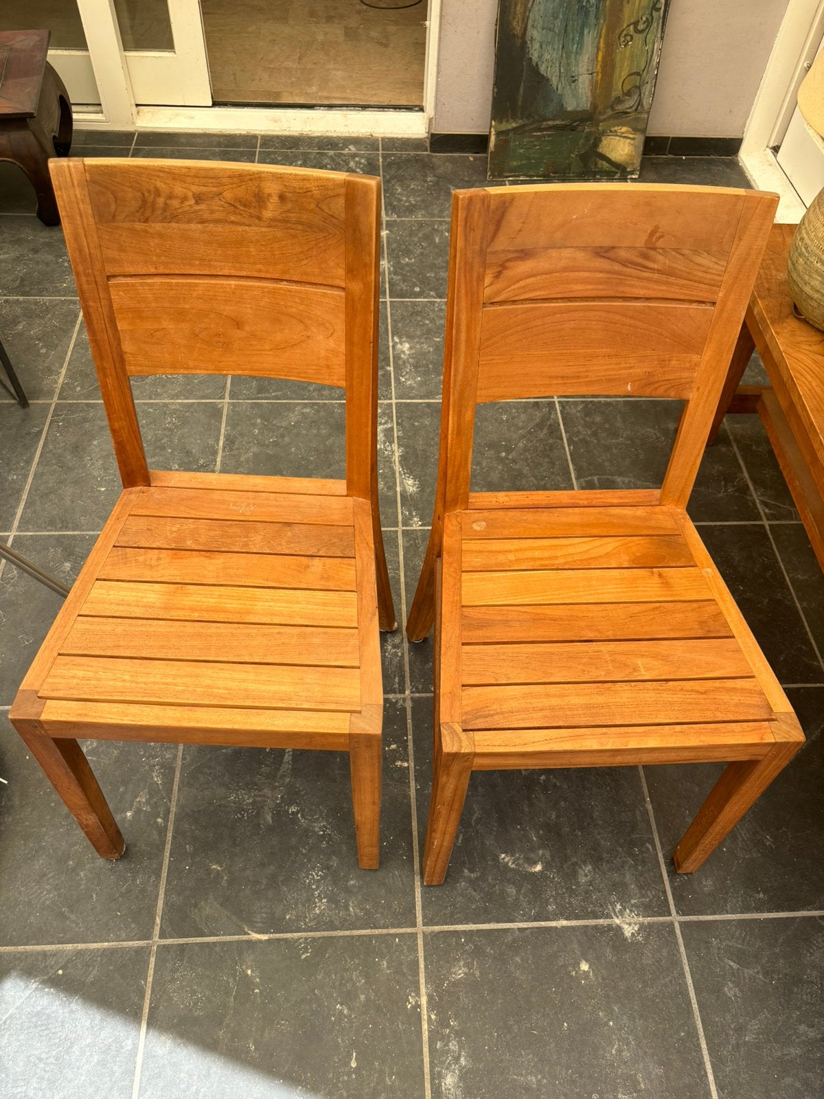2 Kamerstoelen/tuinstoelen van massief teakhout, Huis en Inrichting, Stoelen, Ophalen, Zo goed als nieuw, Bruin