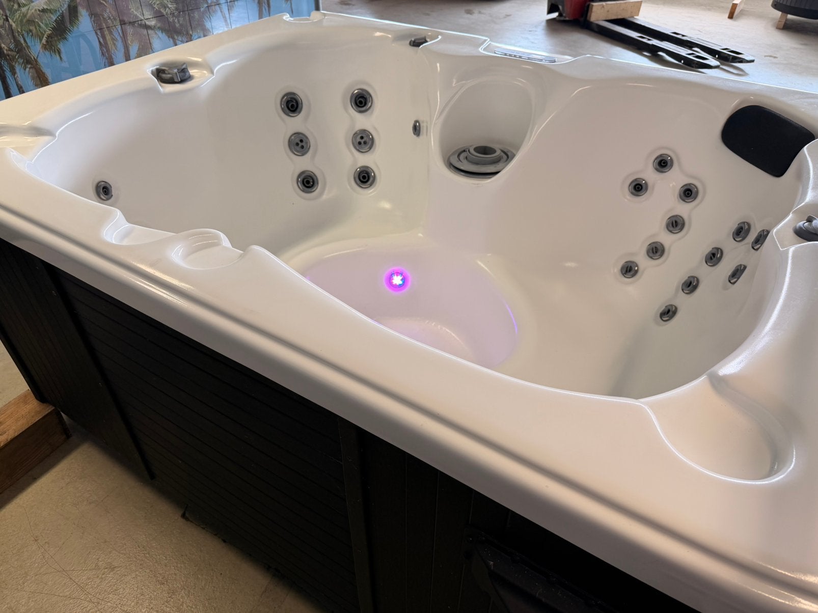 Leuke 4 persoons jacuzzi Balboa, Ophalen, Nieuw, Filter