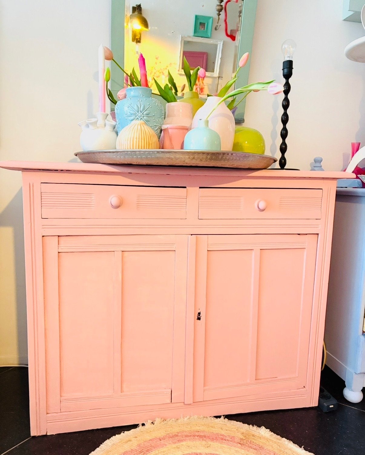 Brocante vintage houten kastje mat roze met 2 deurtjes en la, Ophalen