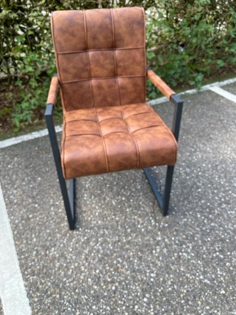 EETKAMERSTOEL INDUSTRIËLE  COGNAC  ARM TIJDELIJK SUPER ACTIE, Twee, Overige kleuren, Industrieel, Modern, Strak Eetkamerstoel Cognac  actie prijs