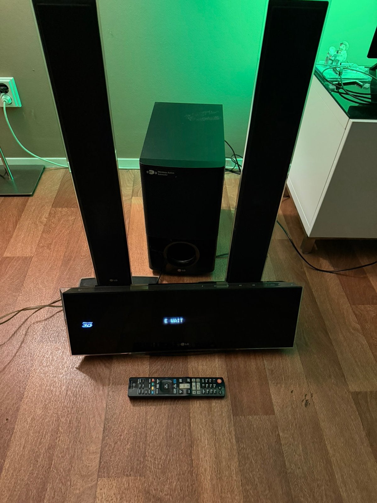 LG Blu-Ray, CD en DVD home cinema set, Blu-ray-speler, 70 watt of meer, Zo goed als nieuw, Ophalen