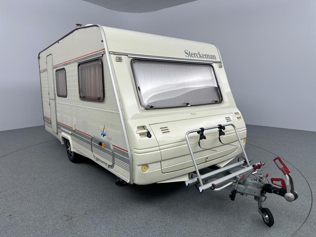 Sterckeman Fjord 420 D Fietsendrager Luifel Hordeur, Caravans en Kamperen, Caravans, Vast bed, Sterckeman, Treinzit, 4 tot 5 meter