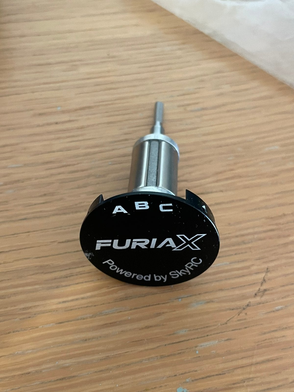 Sky RC Furia X Supa 2300kv motor shaft + rear housing cover, Ophalen of Verzenden