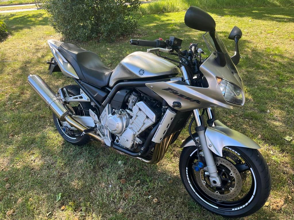 Yamaha Fazer 1000 EXUP - 2003 - Krachtige Sport/Toermotor, Motorrijbewijs A, Gebruikt, Handgeschakeld, Sport