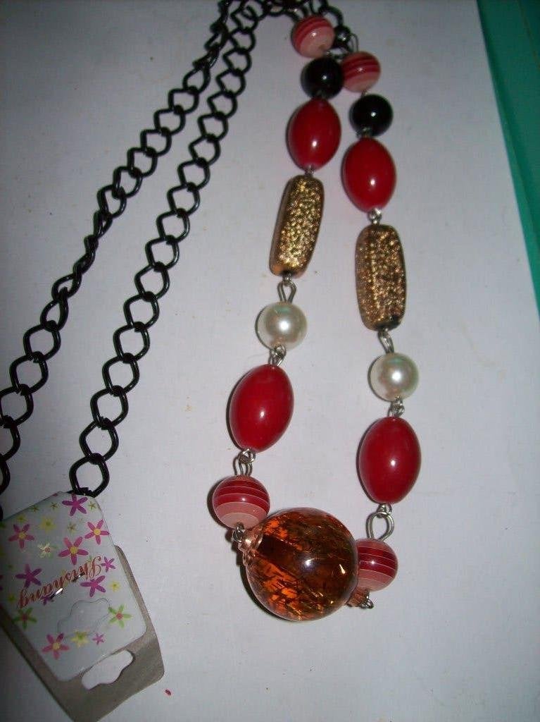 Ketting Mooie Rood meer kleur Kralen Steen Fraai model, Sieraden, Tassen en Uiterlijk, Kettingen, Verzenden, Nieuw, Steen of Mineraal