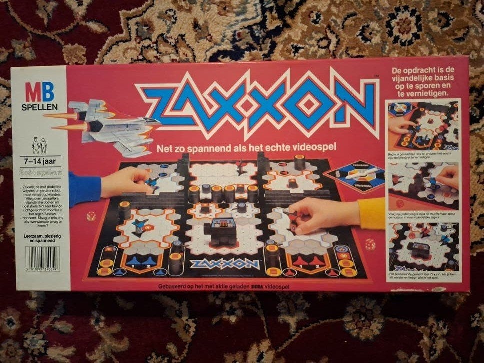 Zaxxon Bordspel van MB Spellen - Retro Spelplezier, Drie of vier spelers, Ophalen of Verzenden, Gebruikt, MB Spellen