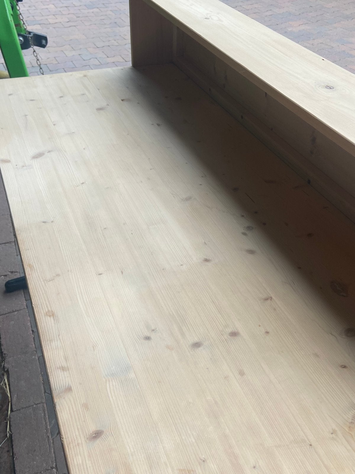 In hoogte verstelbaar bureau met grenen blad, Huis en Inrichting, Ophalen, Zit-sta bureau, Hout, In hoogte verstelbaar