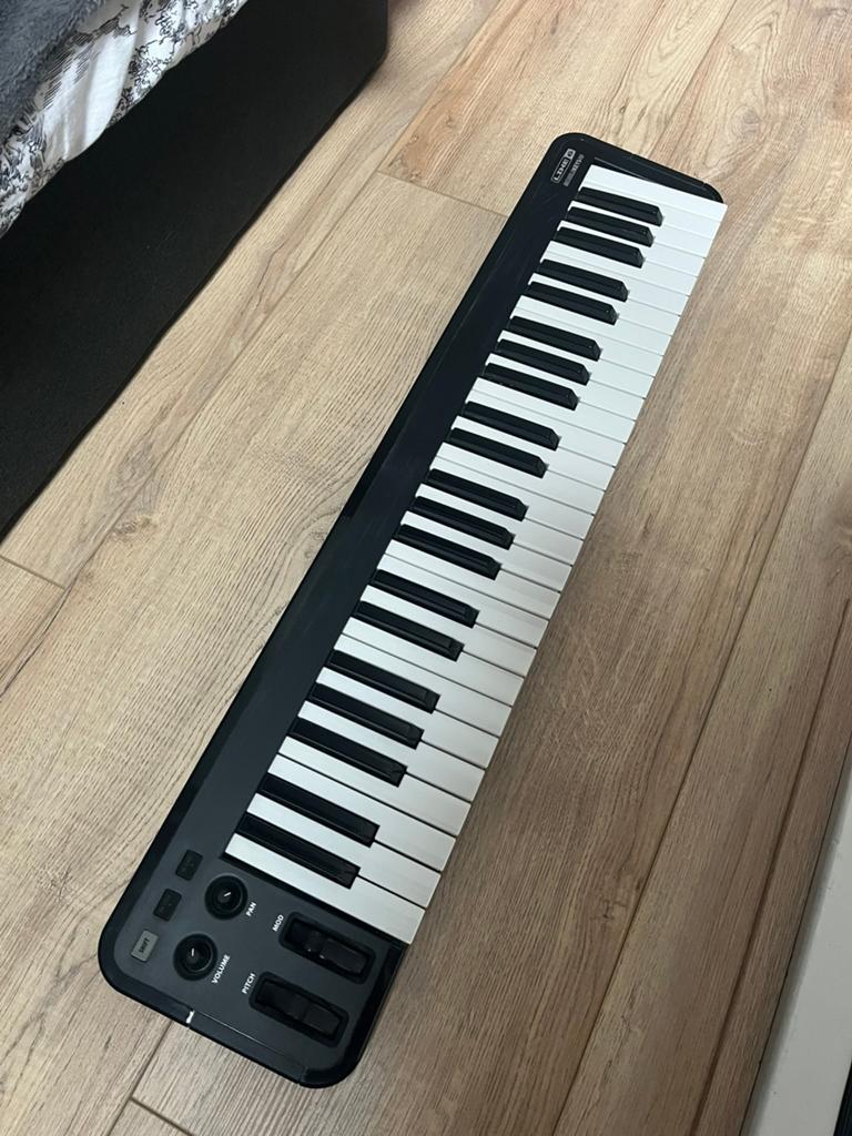 Line 6 Mobile Keys 49 MIDI Keyboard voor PC & Telefoon, Midi-aansluiting, Zo goed als nieuw, Ophalen, 49 toetsen