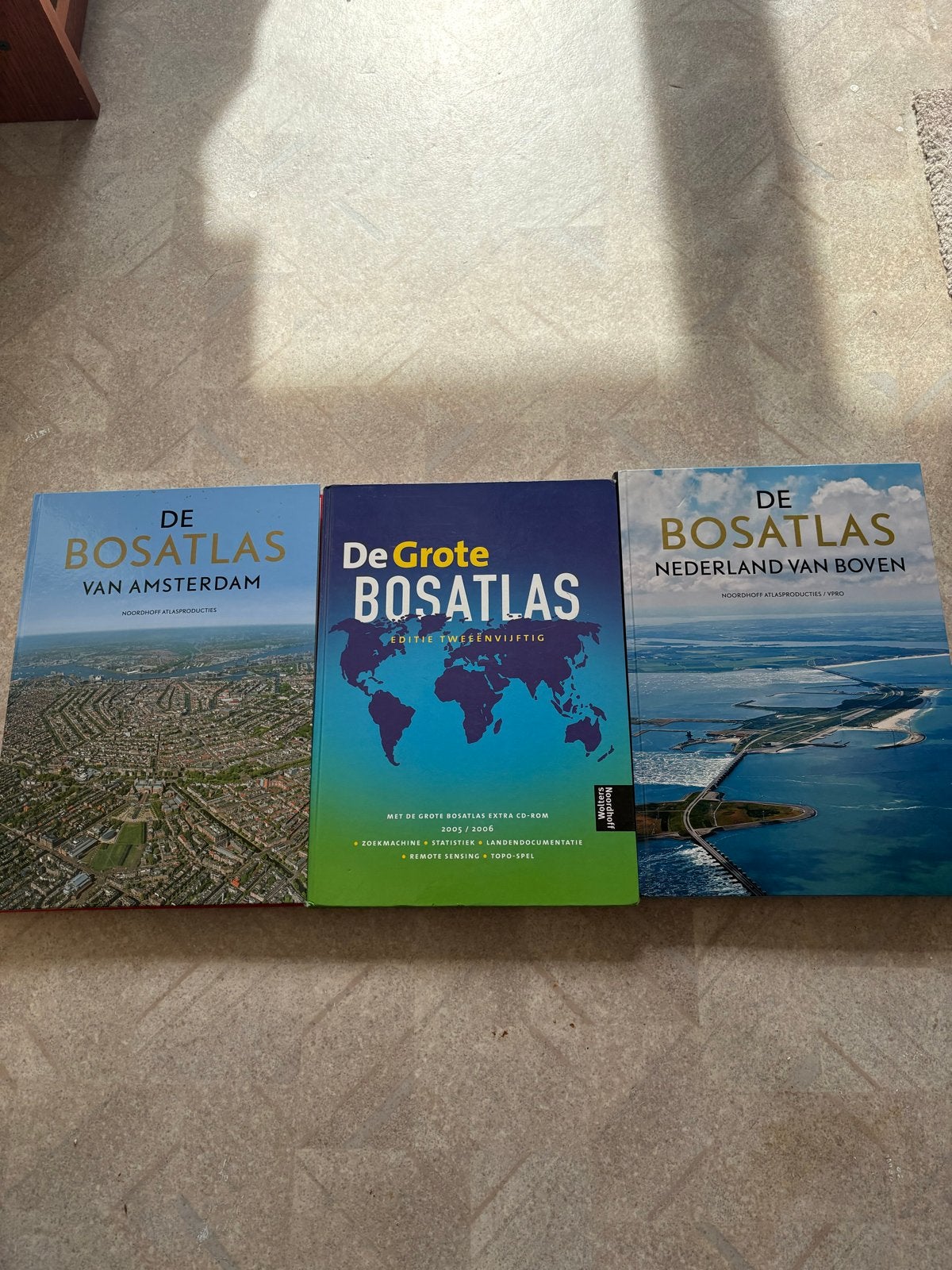 De Grote Bosatlas, Bosatlas van Amsterdam, Nederland van Bov, Boeken, Gelezen, Bosatlas, 2000 tot heden, Ophalen of Verzenden