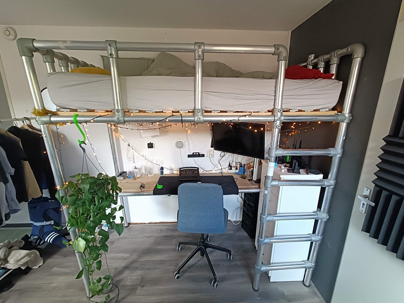 Stevig hoogslaper bed met bureau, Ophalen, Gebruikt, Eenpersoons, 210 cm