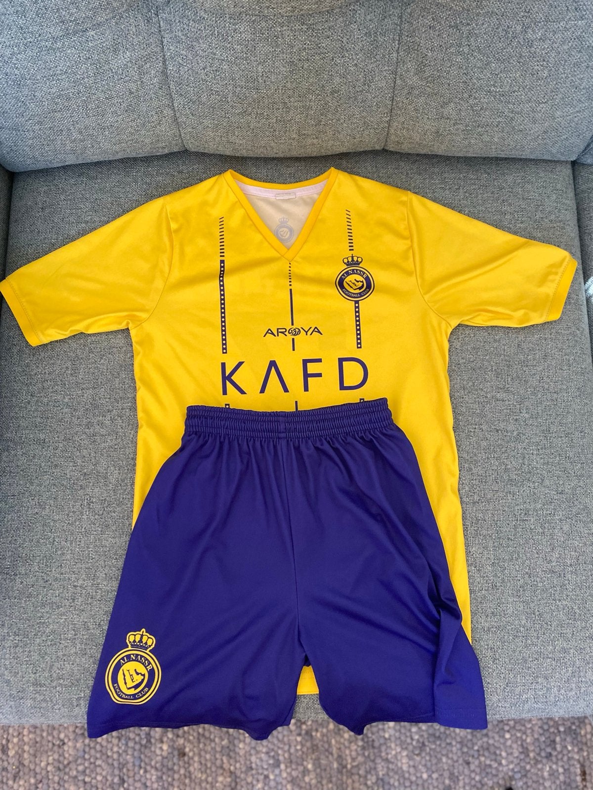 Al Nassr Ronaldo Thuisshirt en Broekje - Maat 152, Ophalen, Gebruikt, Buitenlandse clubs, Shirt