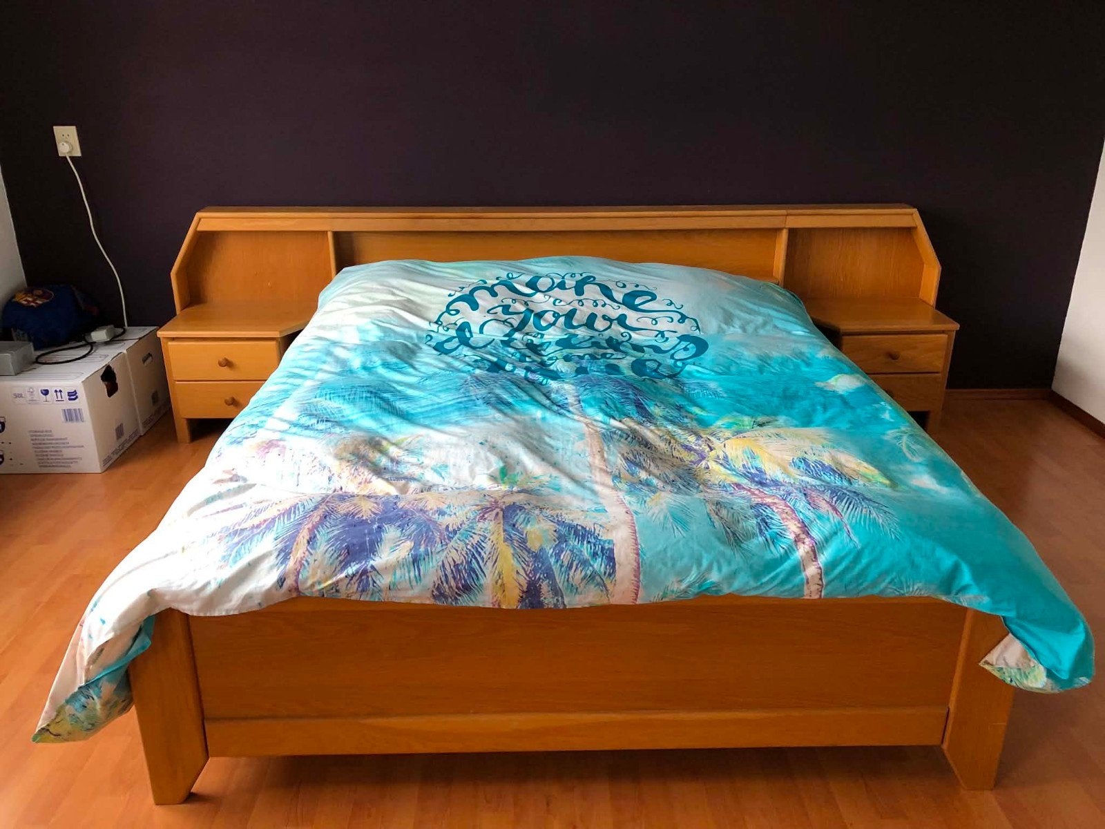 Tweepersoonsbed met nachtkastjes en hoofdbord zonder matras, Gebruikt, Bruin, Klassiek, Tweepersoons