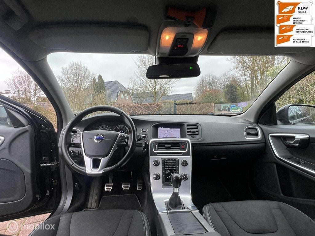 Nette sportieve Volvo V60 1.6 T3 R-Design bj 2011, Auto's, Volvo, Voorwielaandrijving, 15 km/l, Gebruikt, 4 cilinders