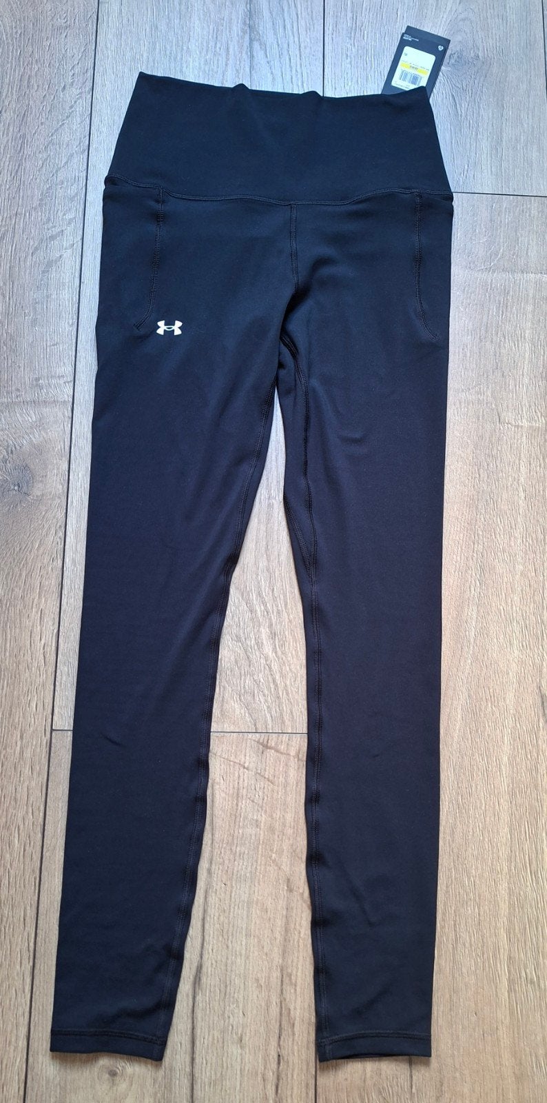 Nieuwe Under Armour sport legging. maat M, Kleding | Dames, Maat 38/40 (M), Zwart, Nieuw, Ophalen of Verzenden