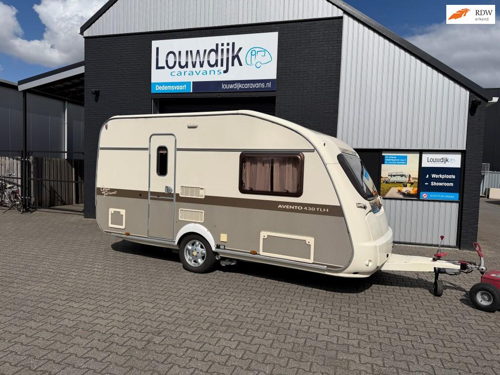 AVENTO Gran Turismo 430 TLH ’06 (Mover, Enkele bedden), 2 aparte bedden, Rondzit, Bedrijf, Kelvinstraat 23
7701BZ  Dedemsvaart, NL