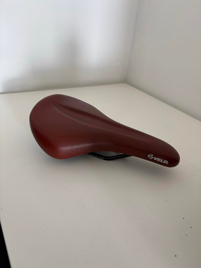 Velo fietszadel bruin - Comfortabel en stijlvol, Ophalen, Kunststof, Zo goed als nieuw, Zadel