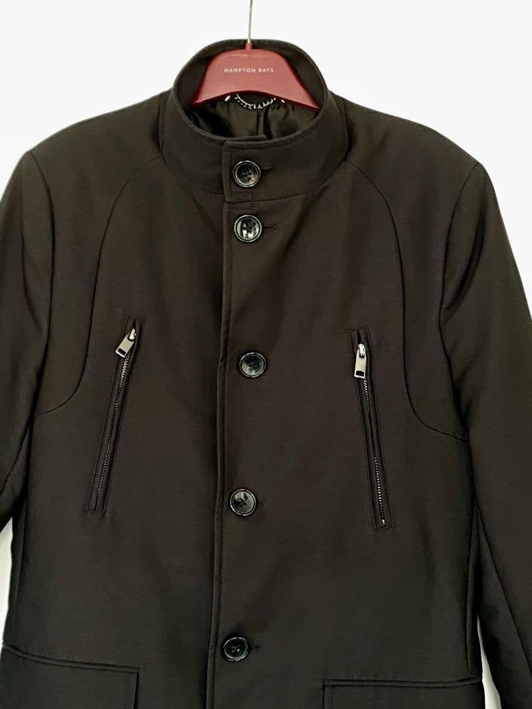 i677 Lange nette jas maat S=46 trenchcoat tussenjas zwart, Zwart, Ophalen of Verzenden, Zo goed als nieuw, WE Fashion