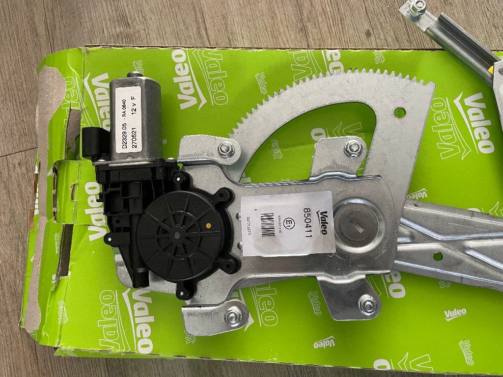 Nieuwe diversen auto onderdelen Toyota Yaris 1999/05, Ophalen of Verzenden, Nieuw, Toyota