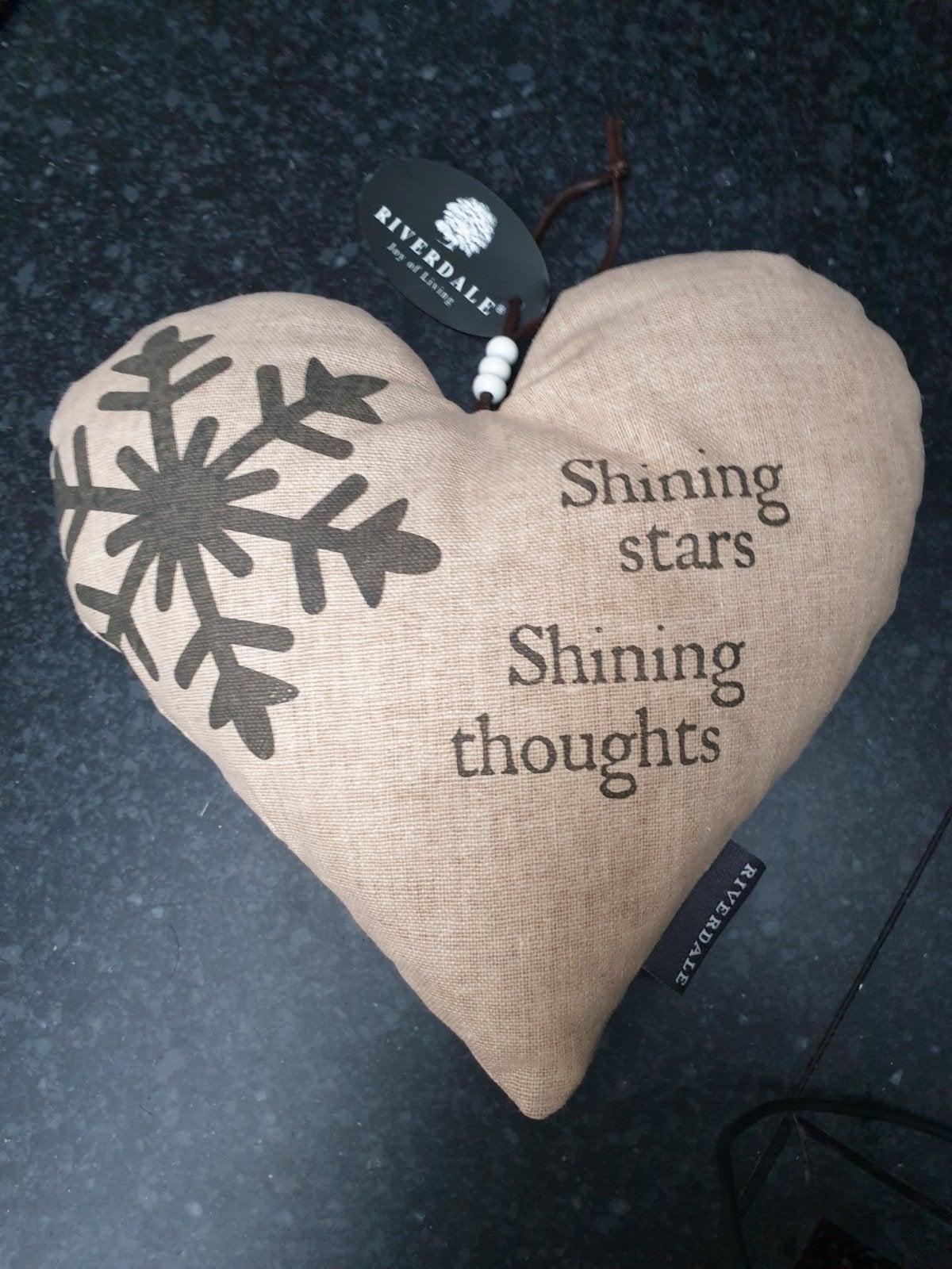 Riverdale Hart "Shining stars, Shining thoughts", Huis en Inrichting, Beige, Ophalen of Verzenden, Textiel, Landelijk
