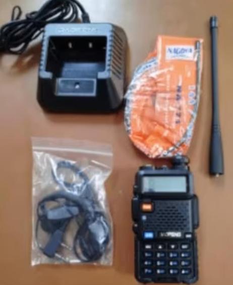 BaoFeng UV-5R 8 Watt Portofoon inclusief accessoires, Ophalen of Verzenden, Nieuw