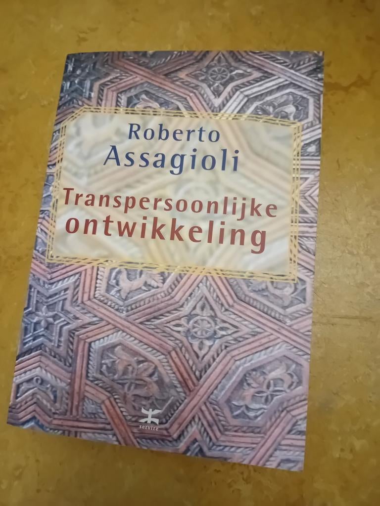 R. Assagioli - Transpersoonlijke ontwikkeling, Boeken, Ophalen of Verzenden, Gelezen, R. Assagioli