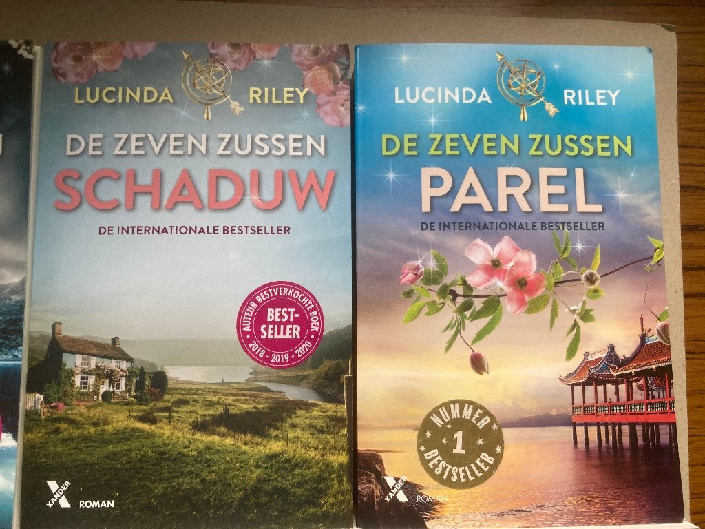 T.K. Complete serie van De zeven Zussen door Lucinda Riley, Boeken, Romans, Ophalen of Verzenden, Gelezen, Lucinda Riley, Wereld overig