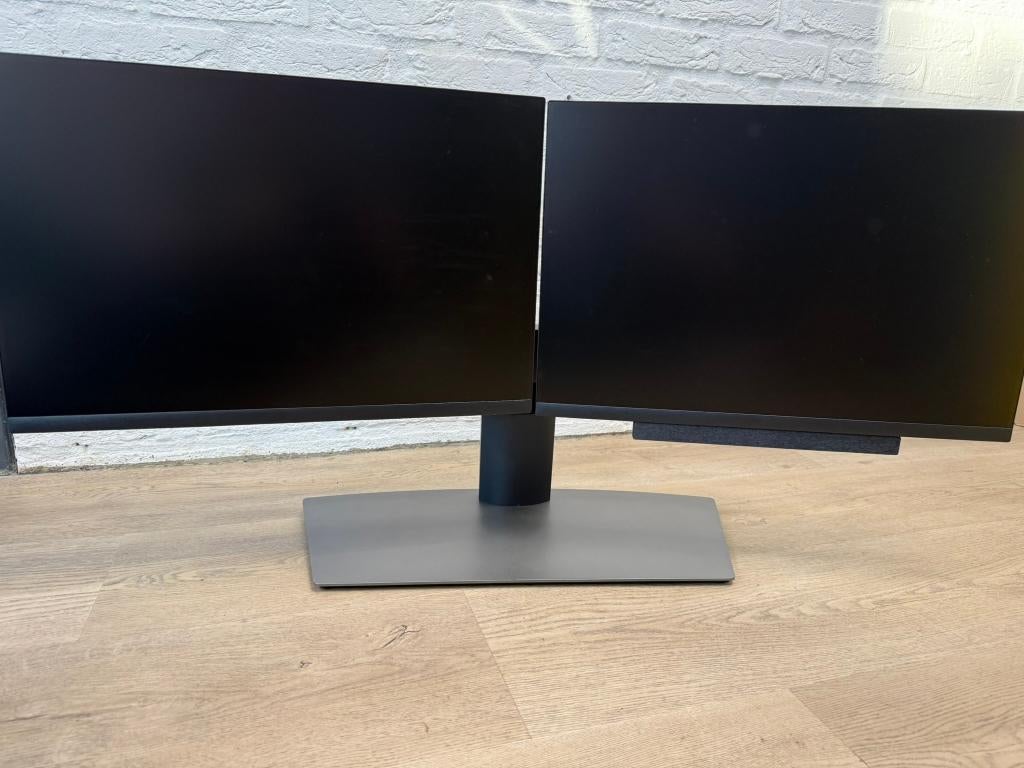 2 Dell 24" IPS monitor met dubbele standaard, Computers en Software, Monitoren, Ophalen, IPS, Full HD, Zo goed als nieuw