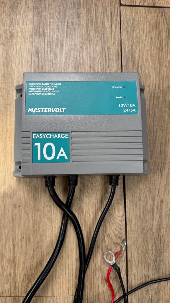 Mastervolt EasyCharge 10A acculader, Ophalen of Verzenden, Zo goed als nieuw, Motor en Techniek, Zeilboot of Motorboot